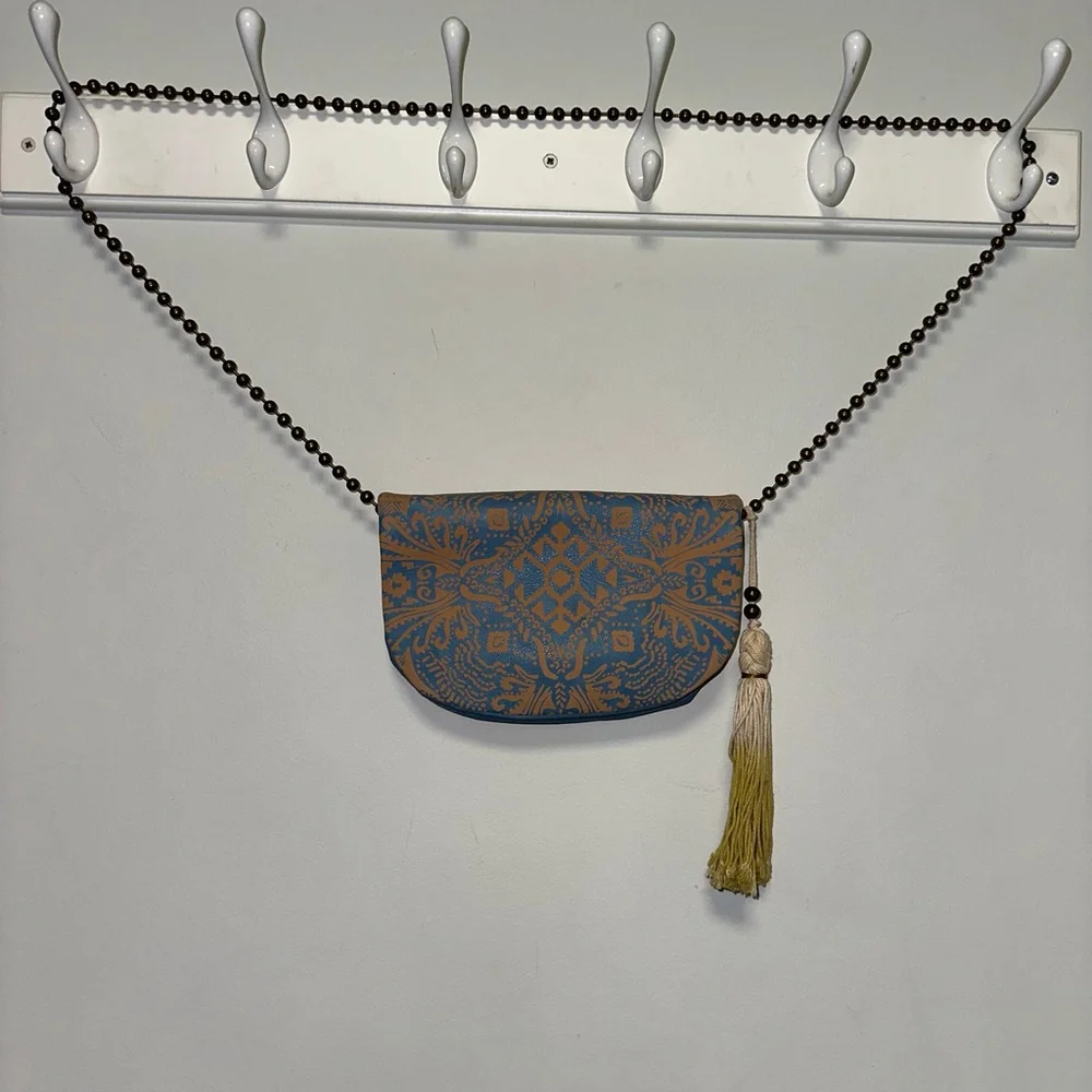 T-Shirt & Jeans Crossbody Bag Blue/Tan with Tassel Geometric ball chain Purse